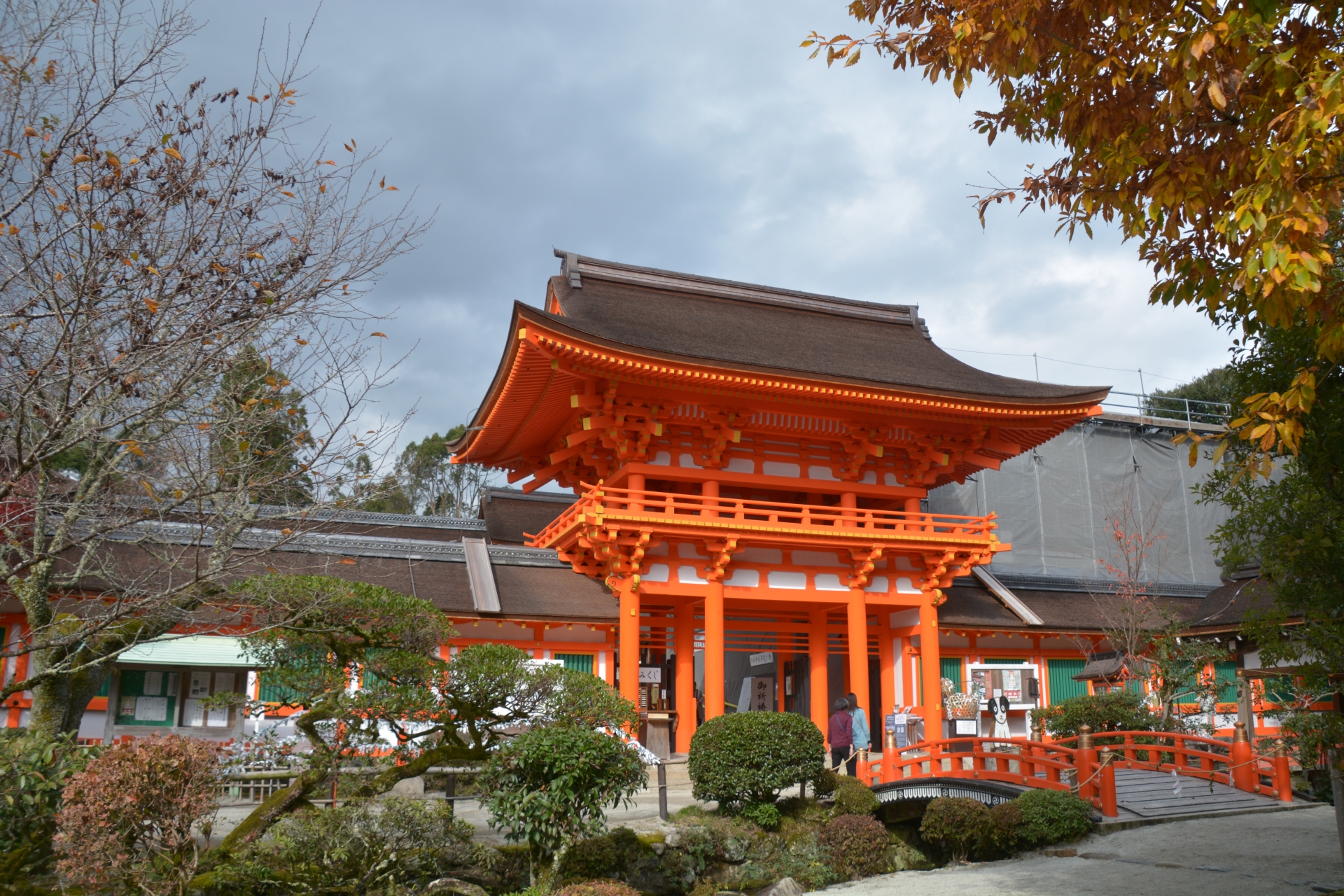 上賀茂神社で紅葉もみじ狩り 見頃時期や見どころなど紹介 情報発信ブログサイト Blue Rose