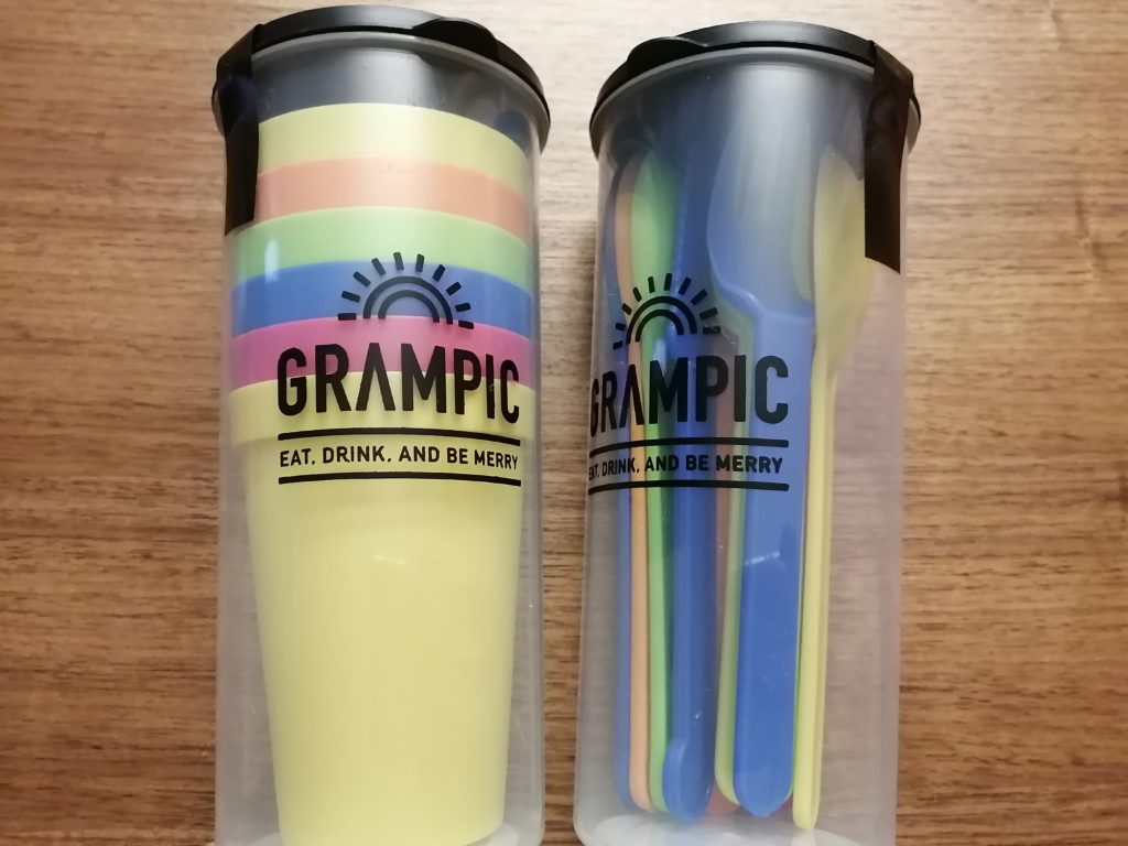 Daisoのおすすめピクニック必需品 カトラリーにコップセット 情報発信ブログサイト Blue Rose